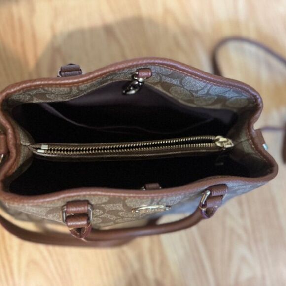 Coach Savannah Small Carryall Bag In Signature Canvas - Picture 4 of 7